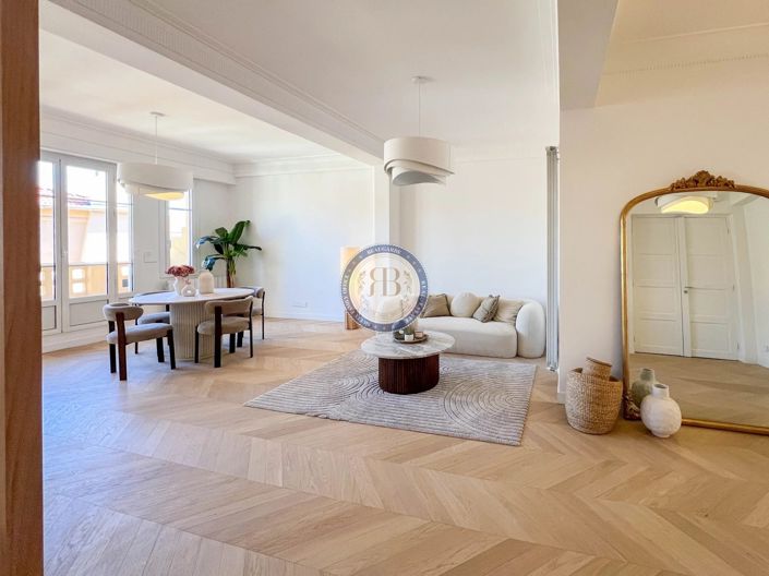 Image No.5-Apartment for sale