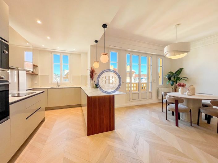 Image No.8-Apartment for sale