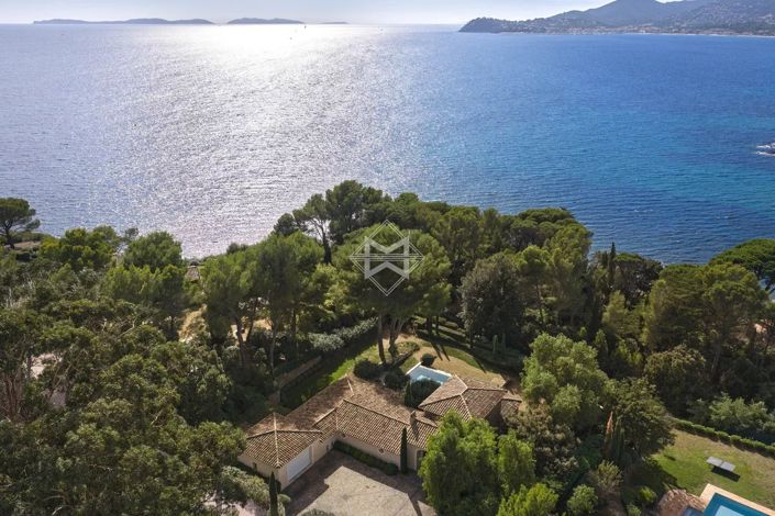 Image No.16-5 Bed House for sale