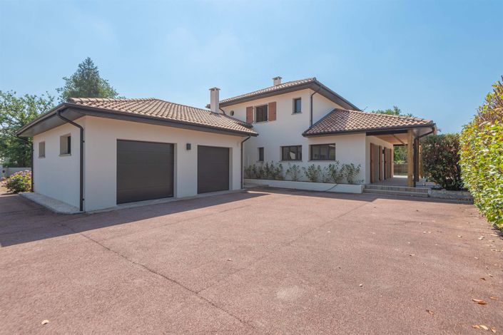 Image No.5-4 Bed House for sale