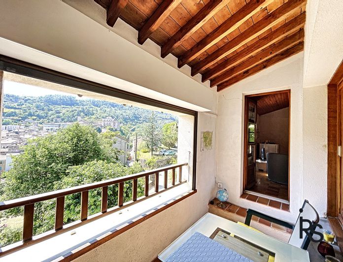 Image No.11-6 Bed House for sale