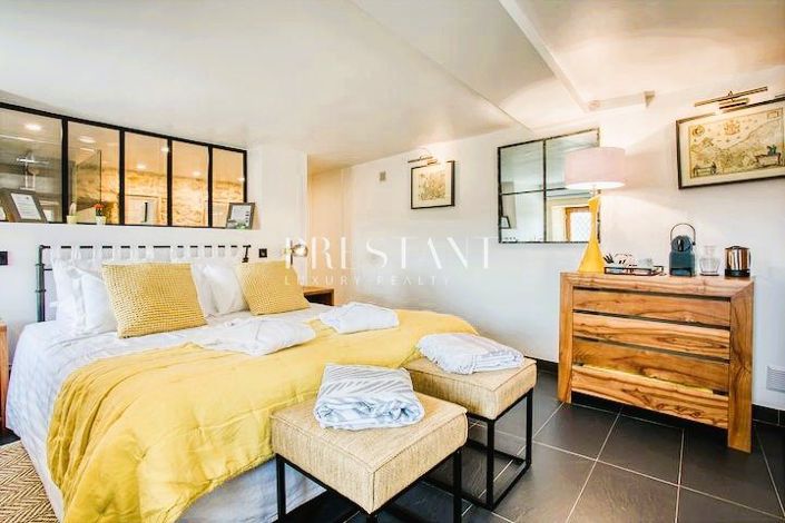 Image No.7-5 Bed House for sale