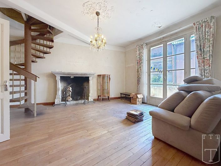 Image No.17-3 Bed Apartment for sale