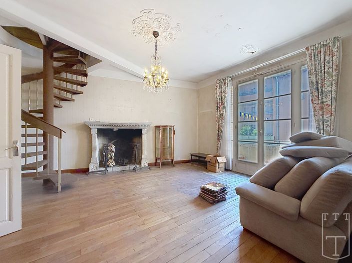 Image No.18-3 Bed Apartment for sale