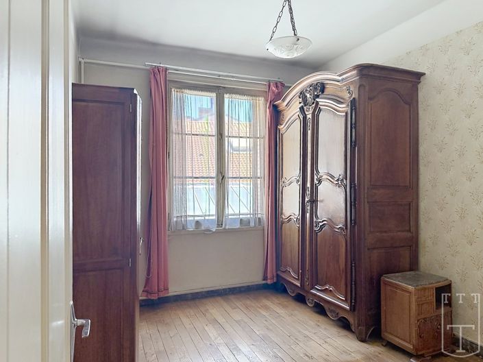 Image No.19-3 Bed Apartment for sale
