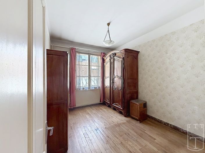 Image No.20-3 Bed Apartment for sale