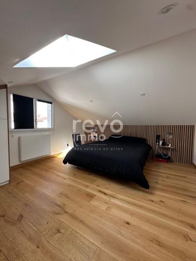Image No.6-4 Bed House for sale