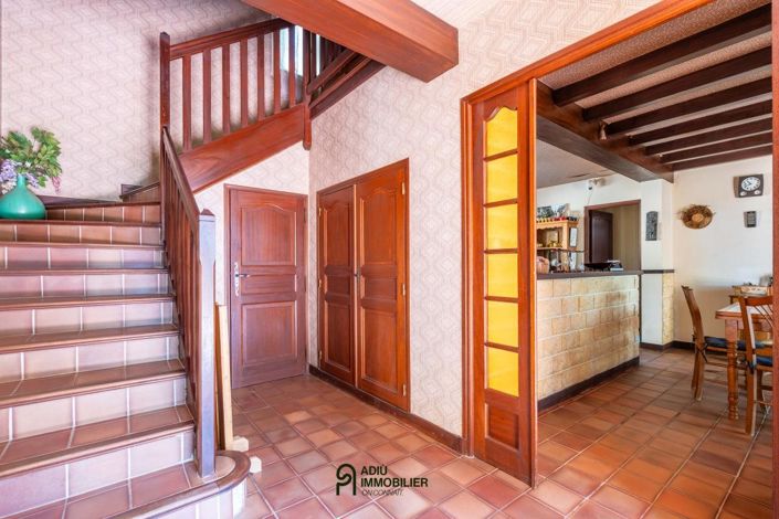 Image No.9-3 Bed House for sale