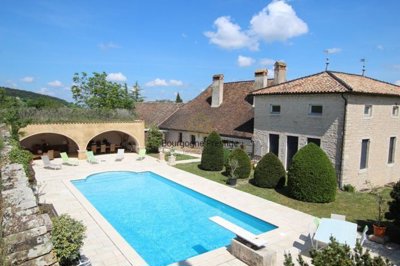 1 - Tournus, Maison