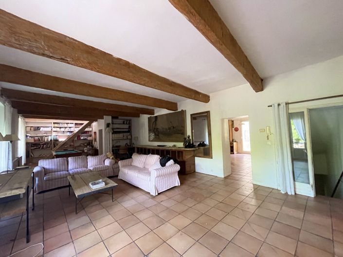 Image No.10-5 Bed House for sale