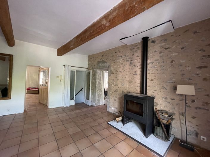 Image No.12-5 Bed House for sale