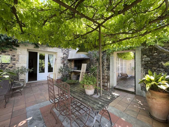 Image No.13-5 Bed House for sale