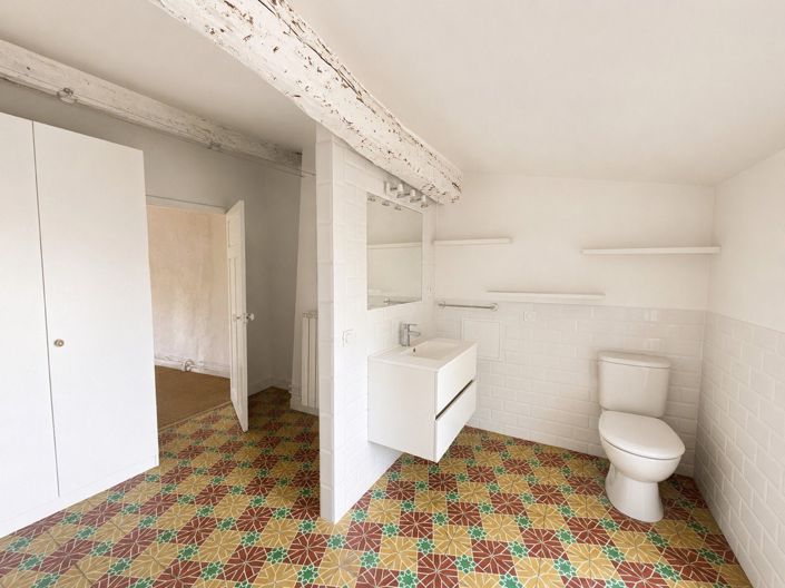 Image No.17-5 Bed House for sale