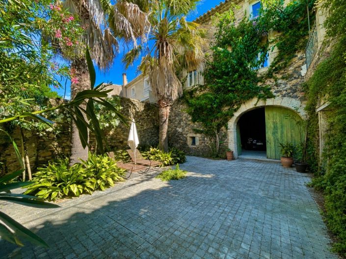 Image No.3-5 Bed House for sale