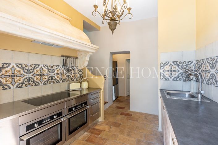 Image No.14-3 Bed House for sale