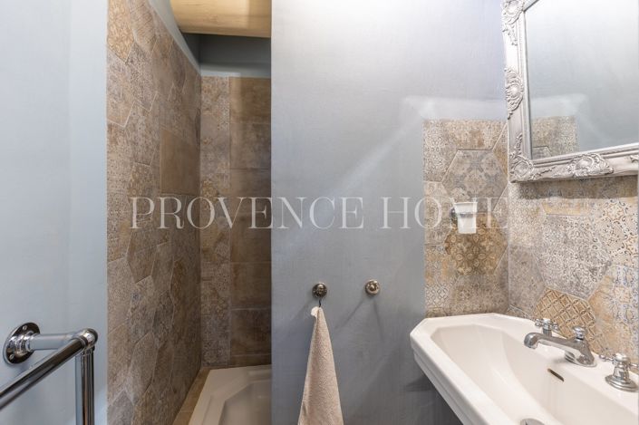 Image No.17-3 Bed House for sale