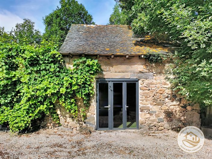Image No.12-5 Bed House for sale