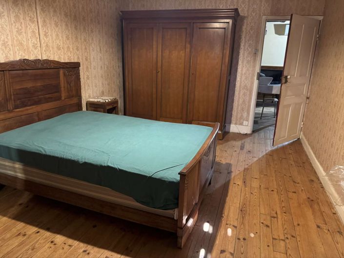 Image No.35-4 Bed House for sale