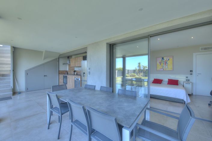 Image No.16-3 Bed House for sale