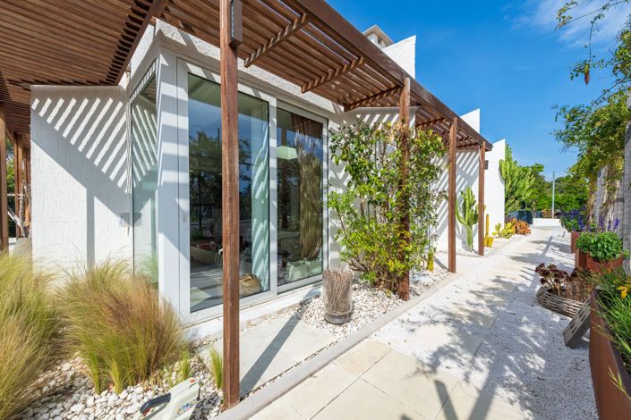 Image No.4-5 Bed House for sale