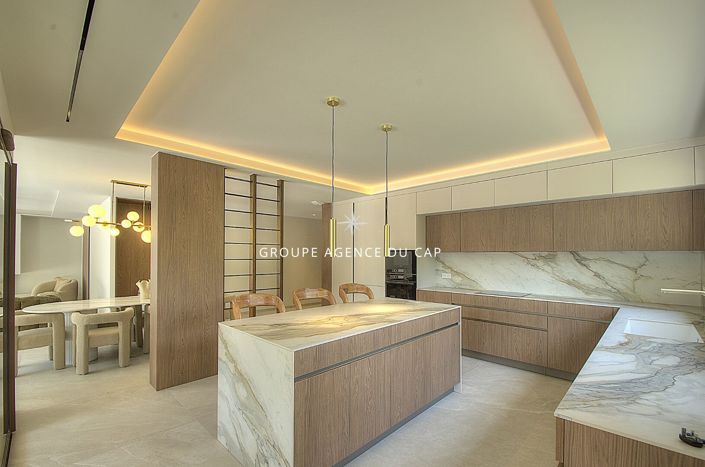 Image No.6-4 Bed House for sale