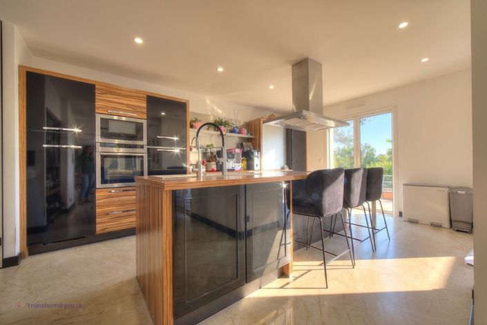 Image No.5-4 Bed House for sale