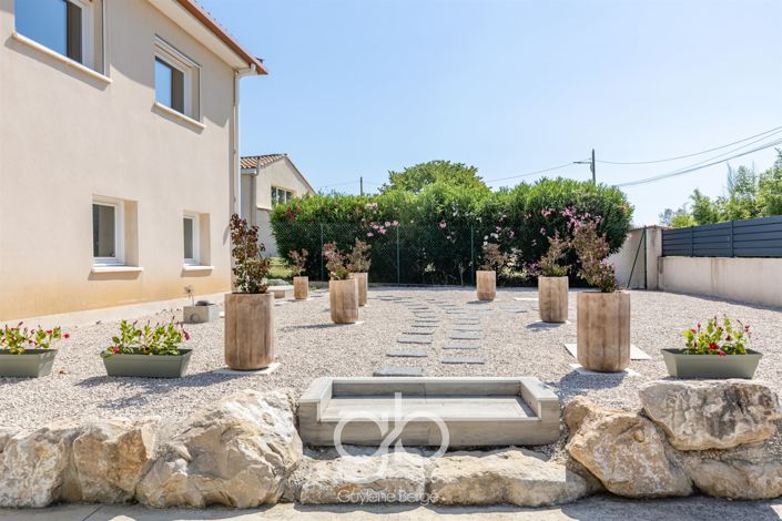 Image No.16-5 Bed House for sale