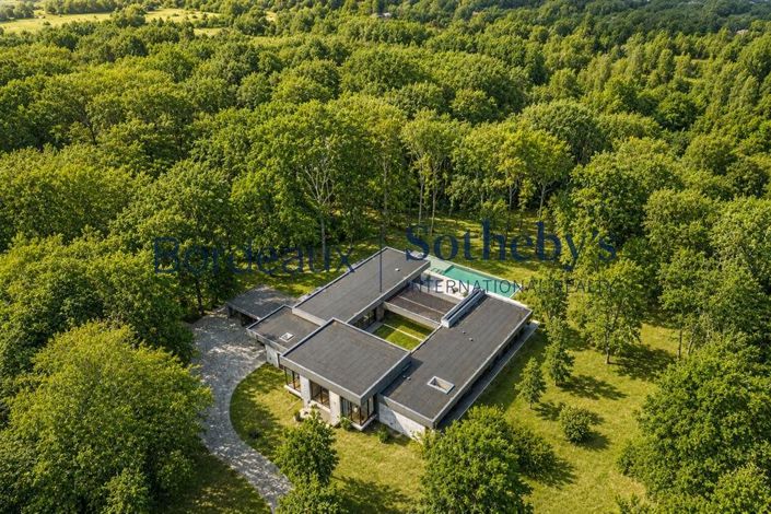 Image No.4-5 Bed House for sale