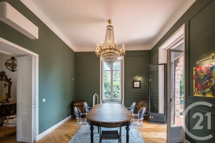 Image No.4-6 Bed House for sale