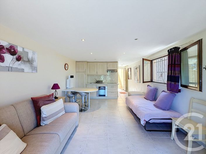 Image No.19-4 Bed House for sale