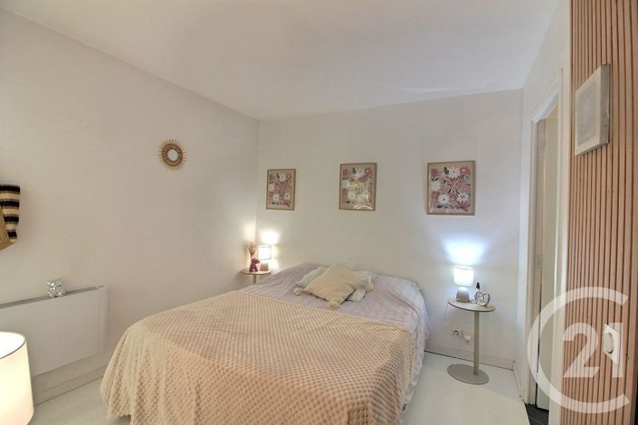Image No.8-Appartement de 2 chambres à vendre à Grasse