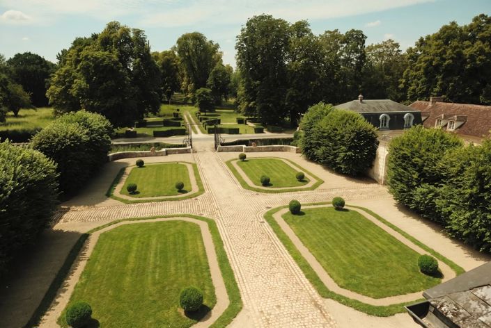 Image No.2-Propriété de 12 chambres à vendre à Champeaux