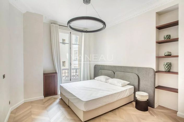 Image No.11-5 Bed Apartment for sale