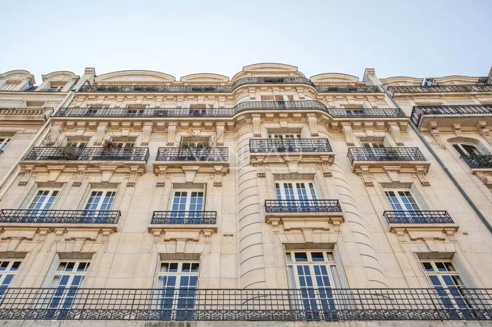 Image No.21-5 Bed Apartment for sale