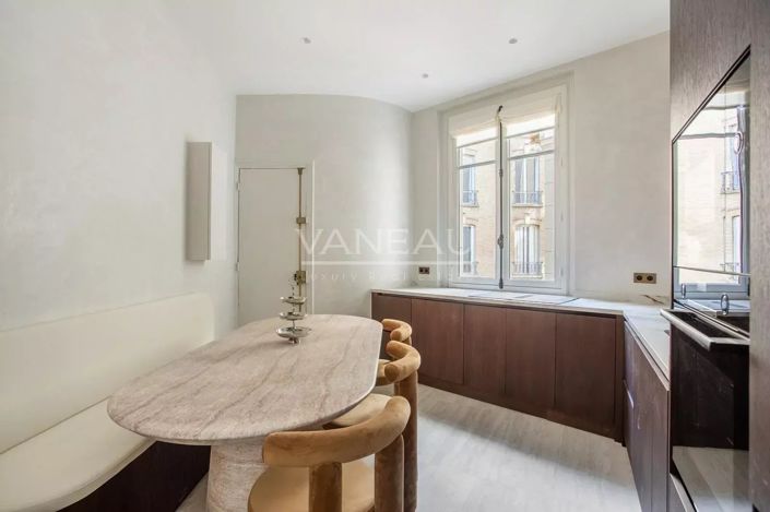 Image No.6-5 Bed Apartment for sale