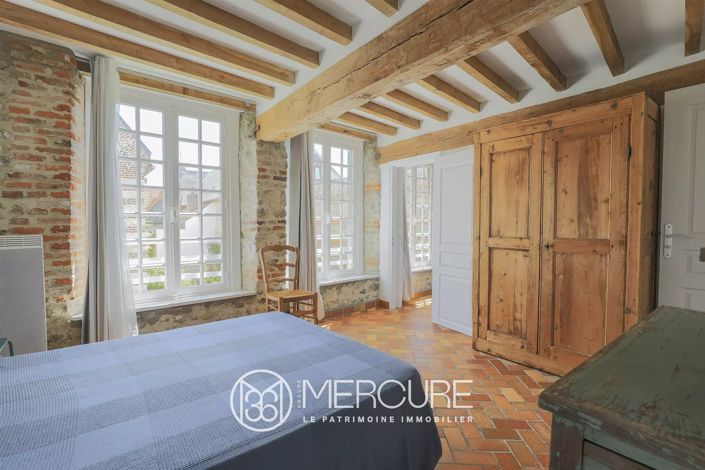 Image No.19-6 Bed House for sale