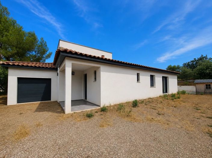 Image No.2-3 Bed House for sale