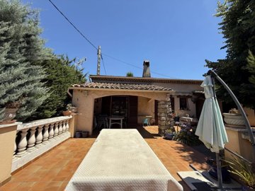 1 - Le Cannet, House