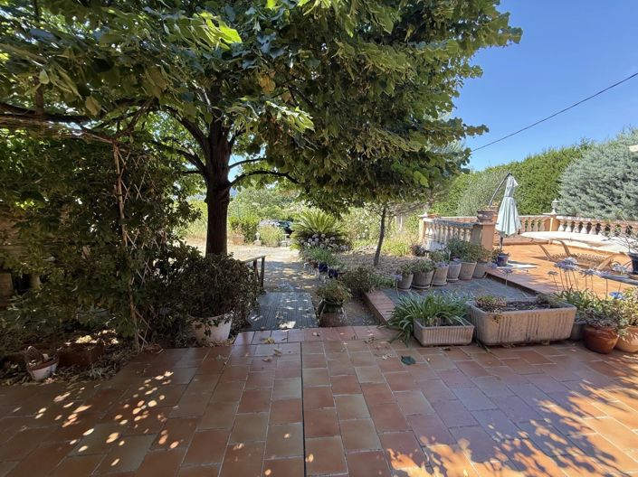 Image No.6-3 Bed House for sale