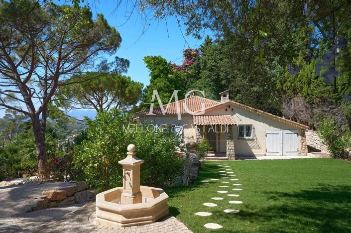 Image No.26-6 Bed House for sale