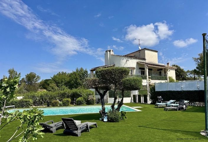 Image No.3-5 Bed House for sale