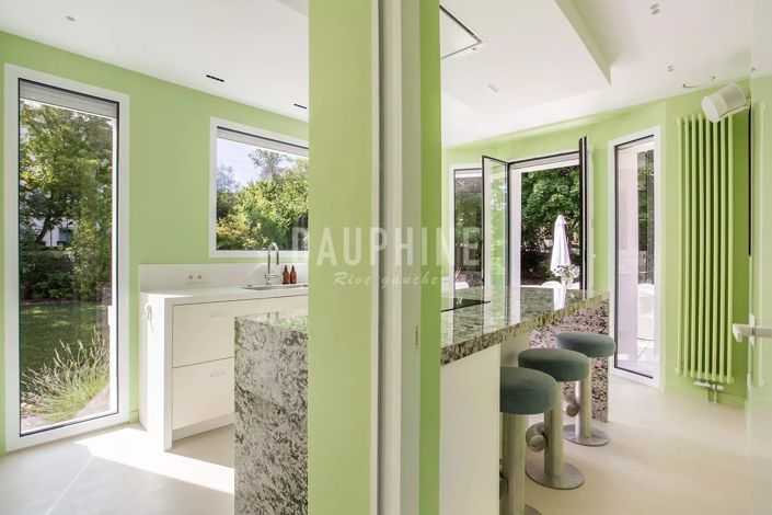 Image No.10-5 Bed House for sale