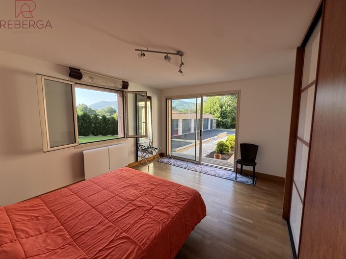 Image No.15-4 Bed House for sale