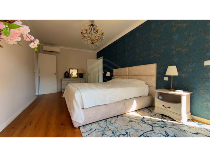 Image No.18-5 Bed House for sale