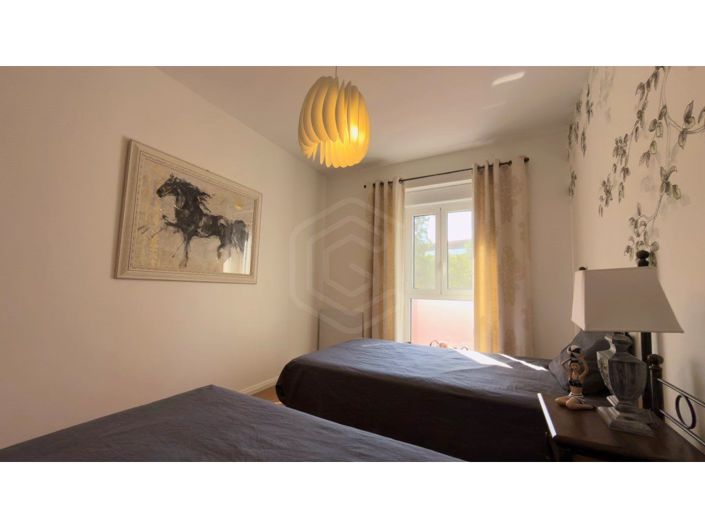 Image No.37-5 Bed House for sale