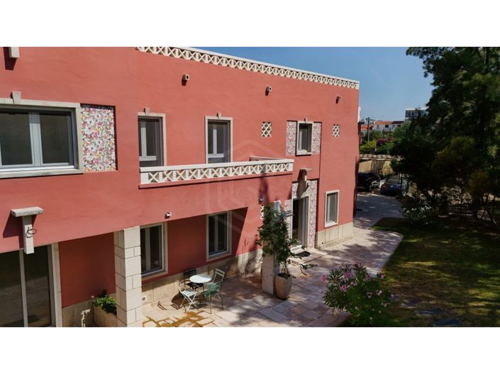Image No.4-5 Bed House for sale
