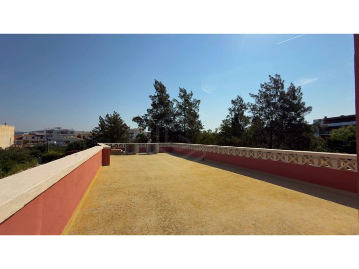 Image No.46-5 Bed House for sale