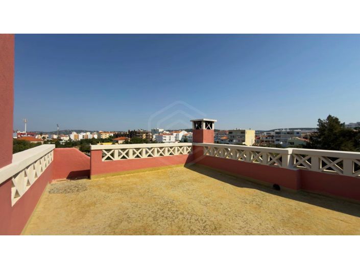 Image No.52-5 Bed House for sale