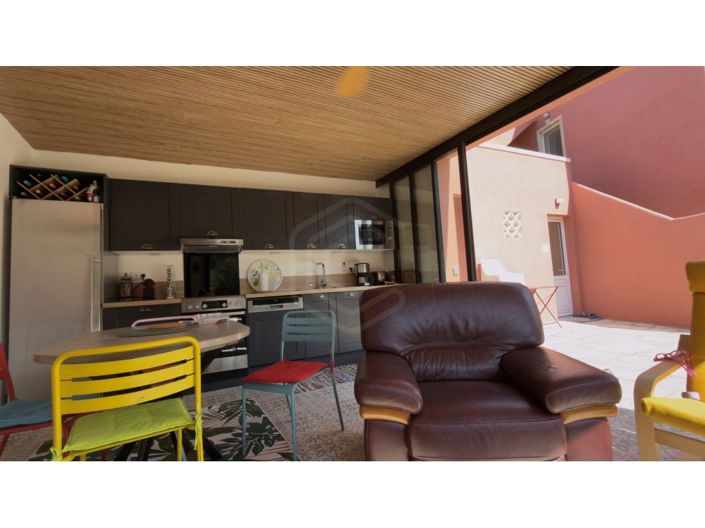 Image No.60-5 Bed House for sale