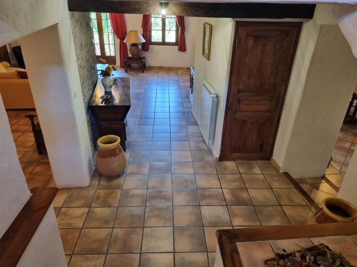 Image No.23-4 Bed House for sale